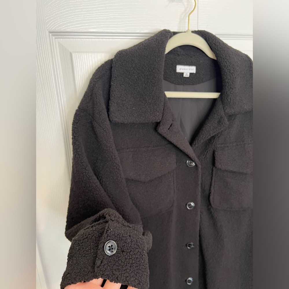 Gianni Bini Women’s Black Faux Fur Trench Coat Size M Button Up Collared Pockets - Picture 4 of 8